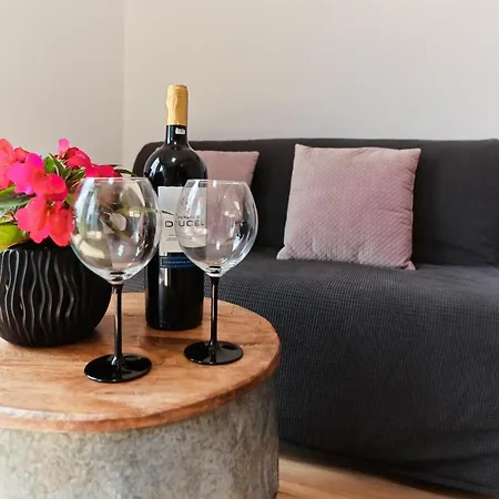 Apartment M&k Just Loft, - Wyspa Sobieszewska Gdansk